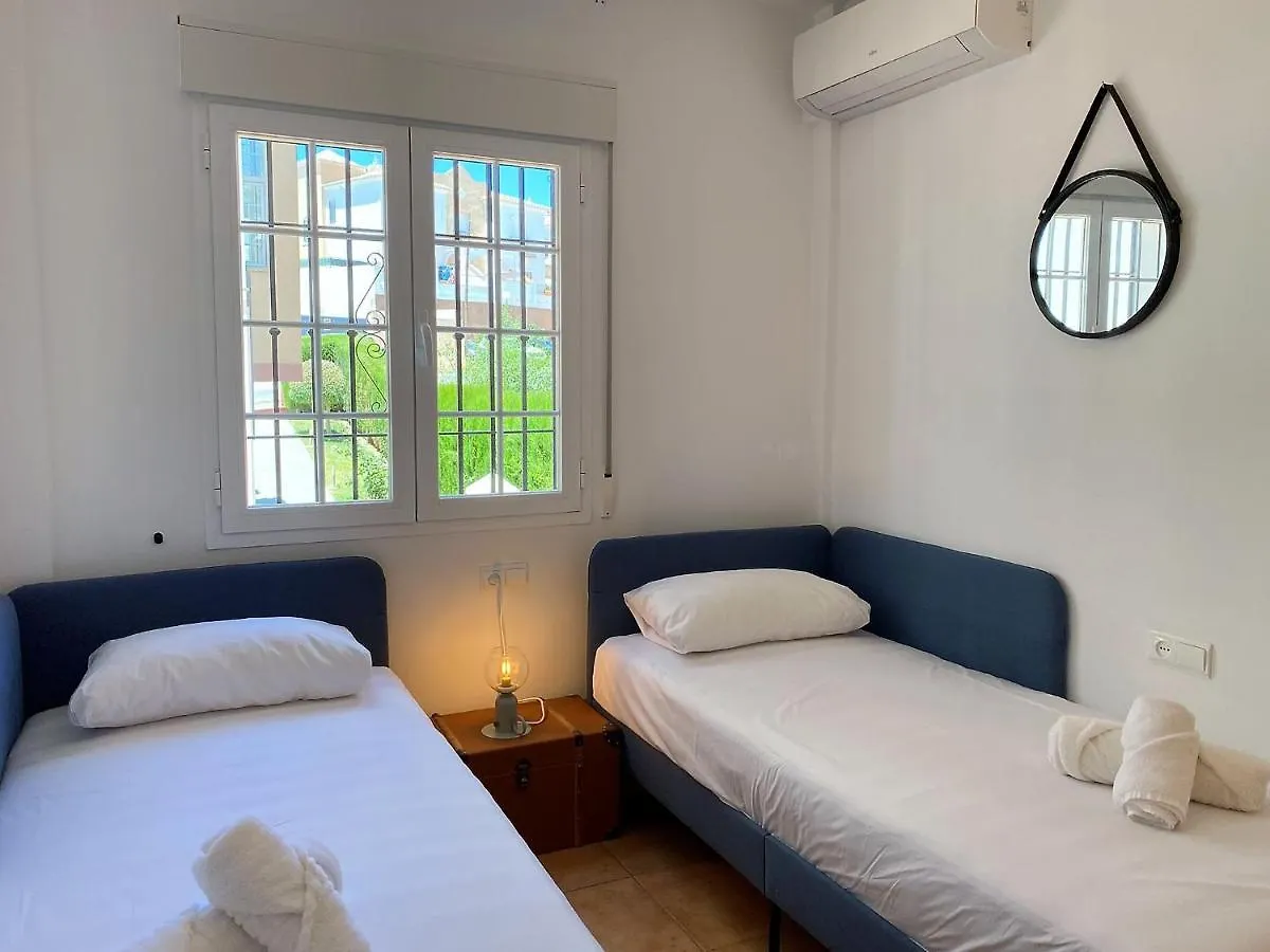 Azahara En Suite Casasol Nerja Apartmán